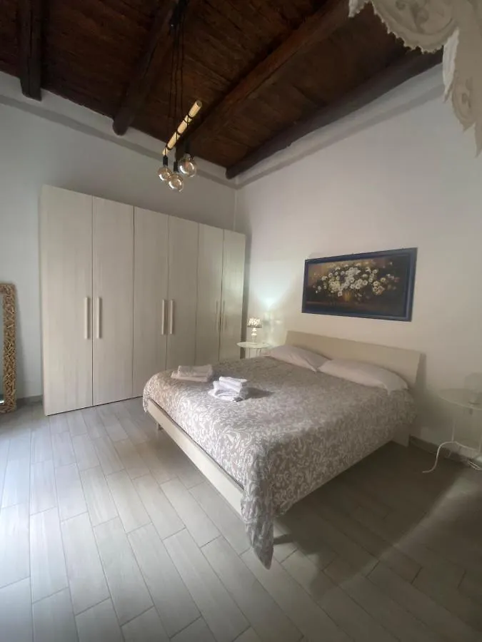 Borgo Orefici - Napoli Centro 0*, Neapel